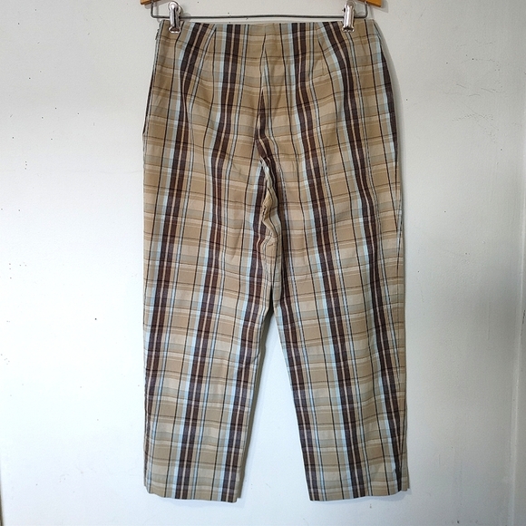 Madison & Max Brown Plaid Capri Crop Pants - Picture 6 of 7